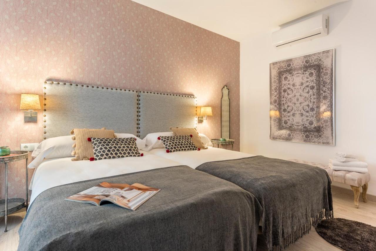 Genteel Home Mano De Hierro Granada Luaran gambar